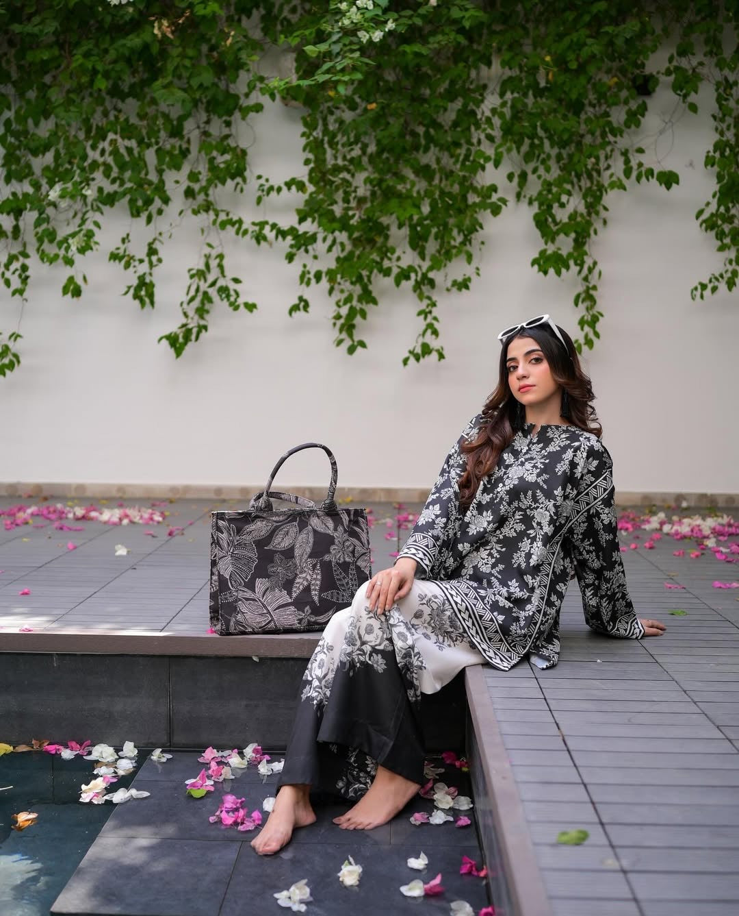 Romee (Stitched 2 Pcs)