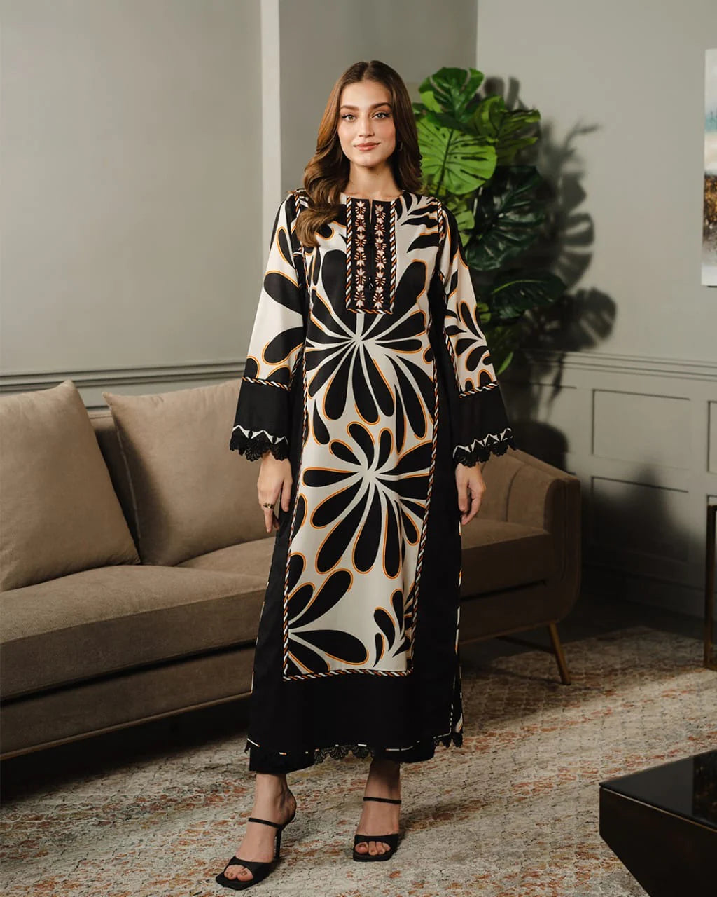 Labubu Black (Stitched 2 Pcs)