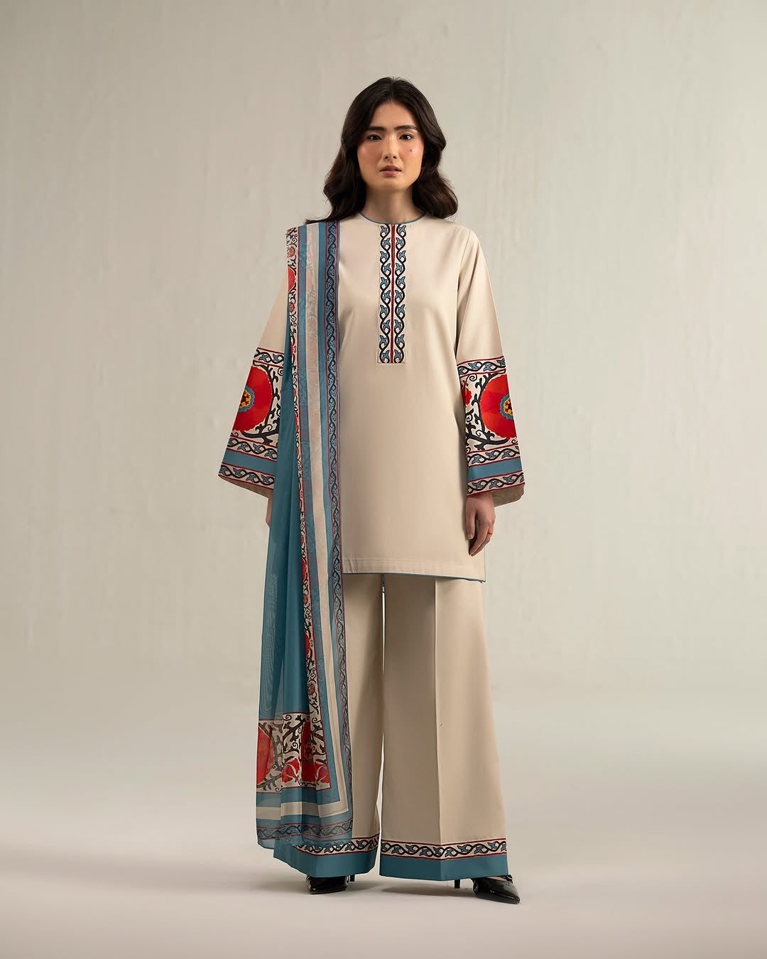 Noor-e-Khas (Stitched 3 Pcs)