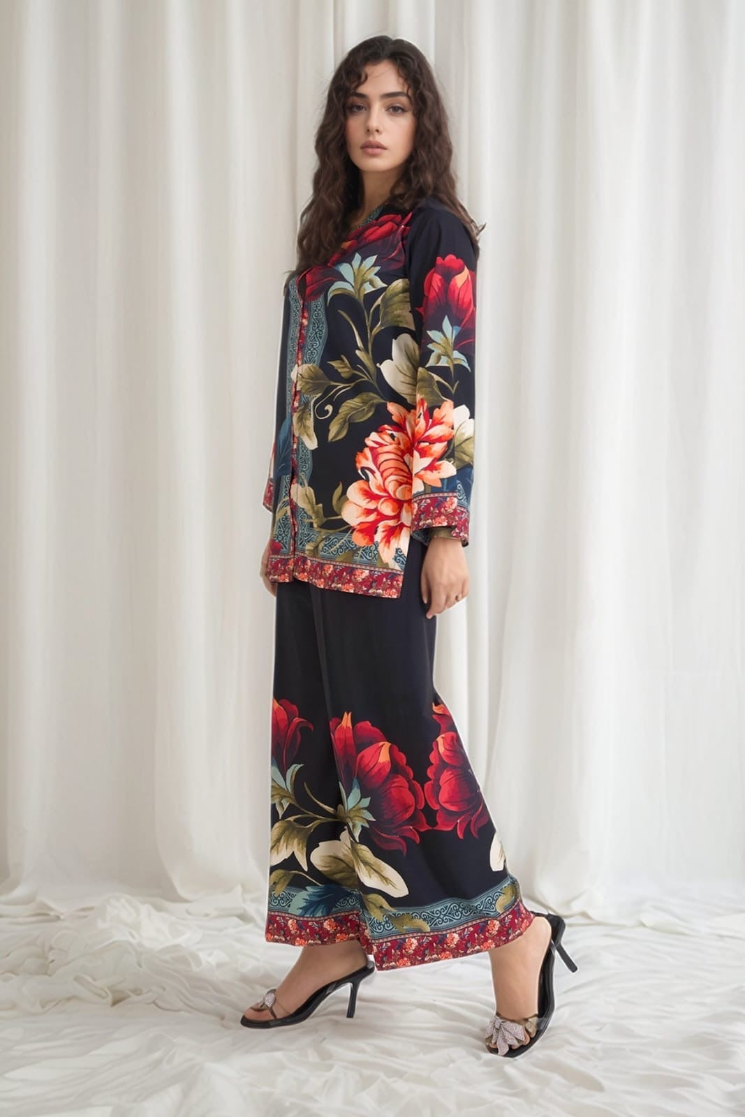 Majestic Rose Black (Stitched 2 Pcs)