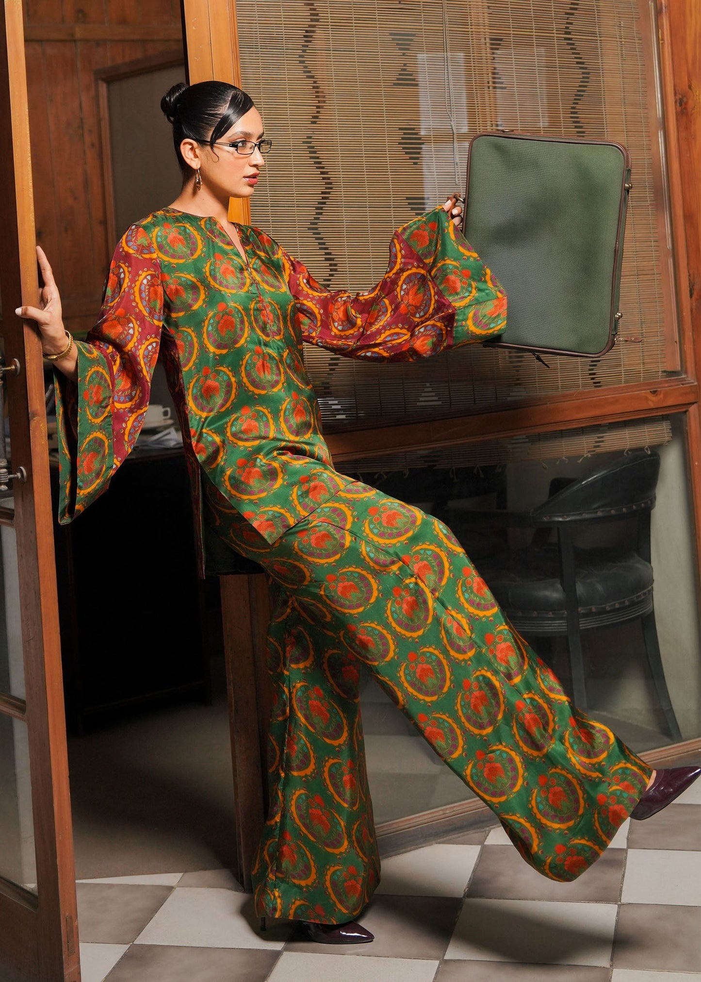 Utopia (Stitched 2 Pcs)