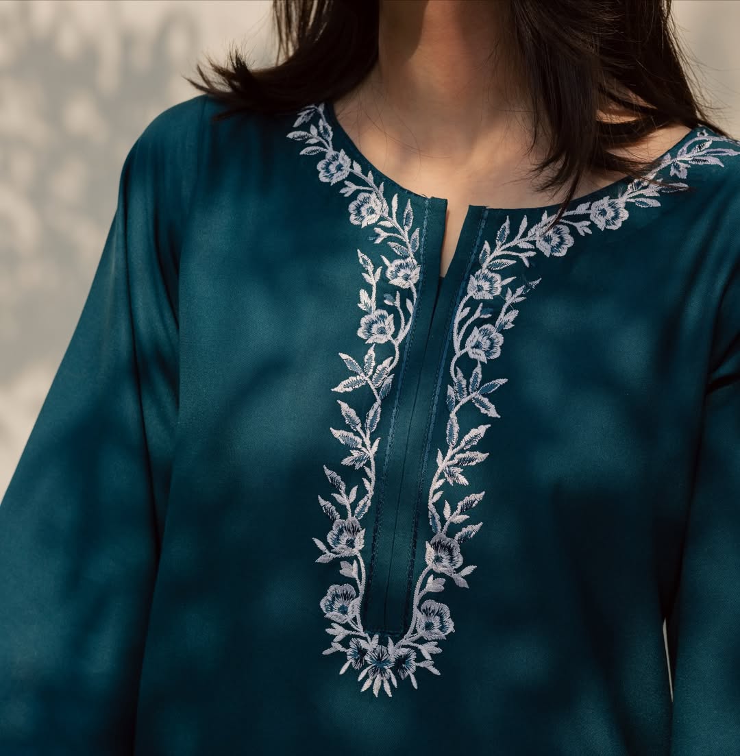 Icon (Stitched 2 Pcs)