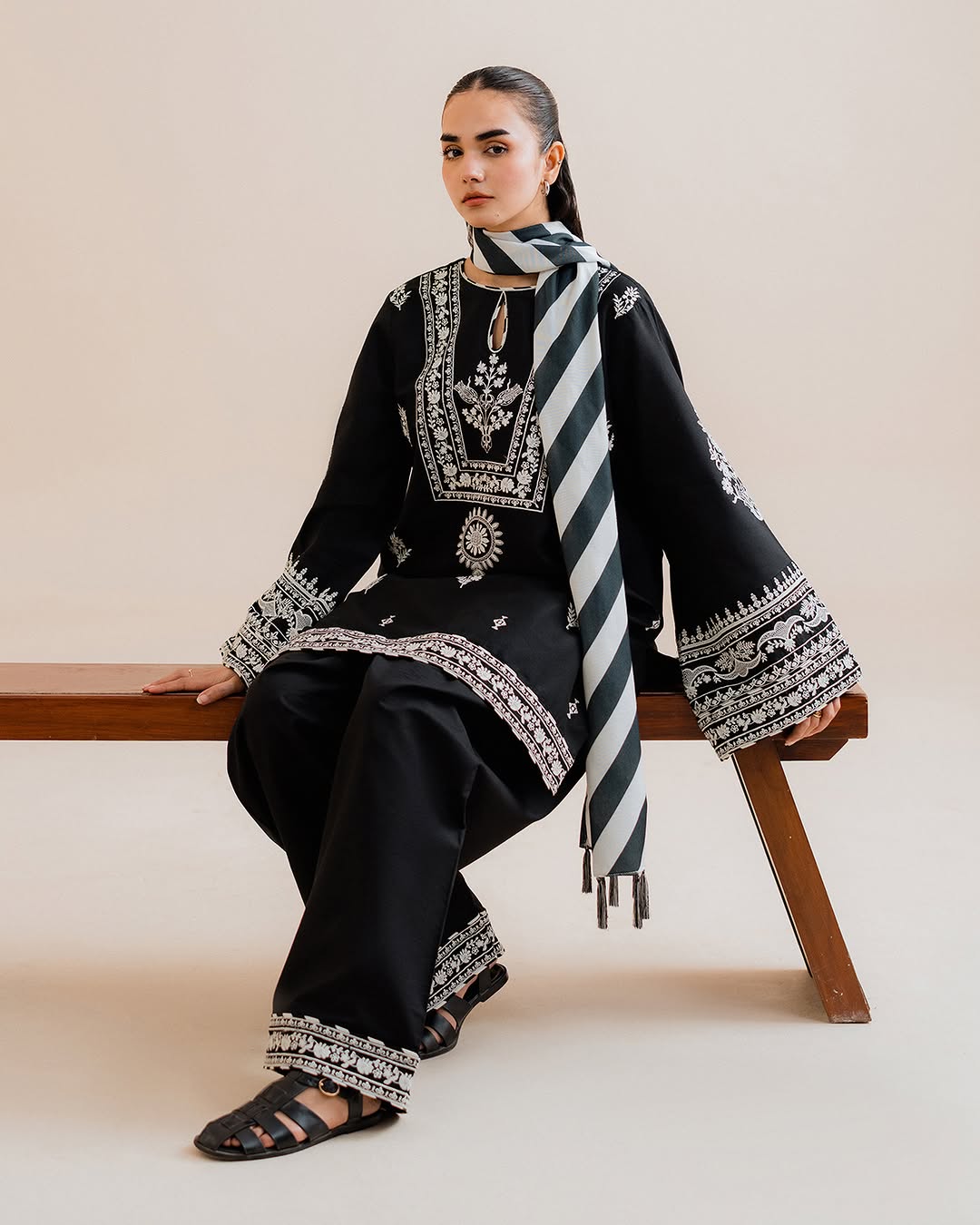 Nexia (Stitched 3 Pcs)